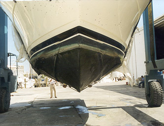 Hatteras 38 Convertible Hull Shape